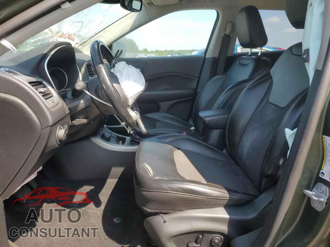 JEEP COMPASS 2019 - 3C4NJDBB1KT818271