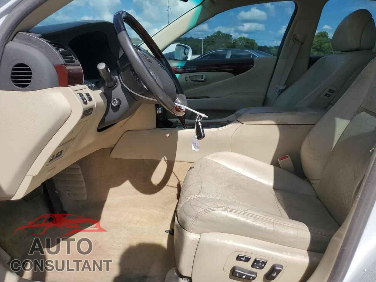 LEXUS LS460 2010 - JTHCL5EF8A5005349