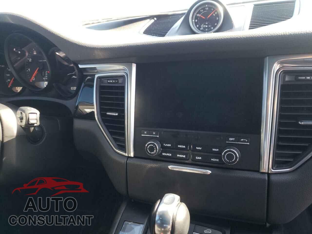 PORSCHE MACAN 2017 - WP1AA2A58HLB08916