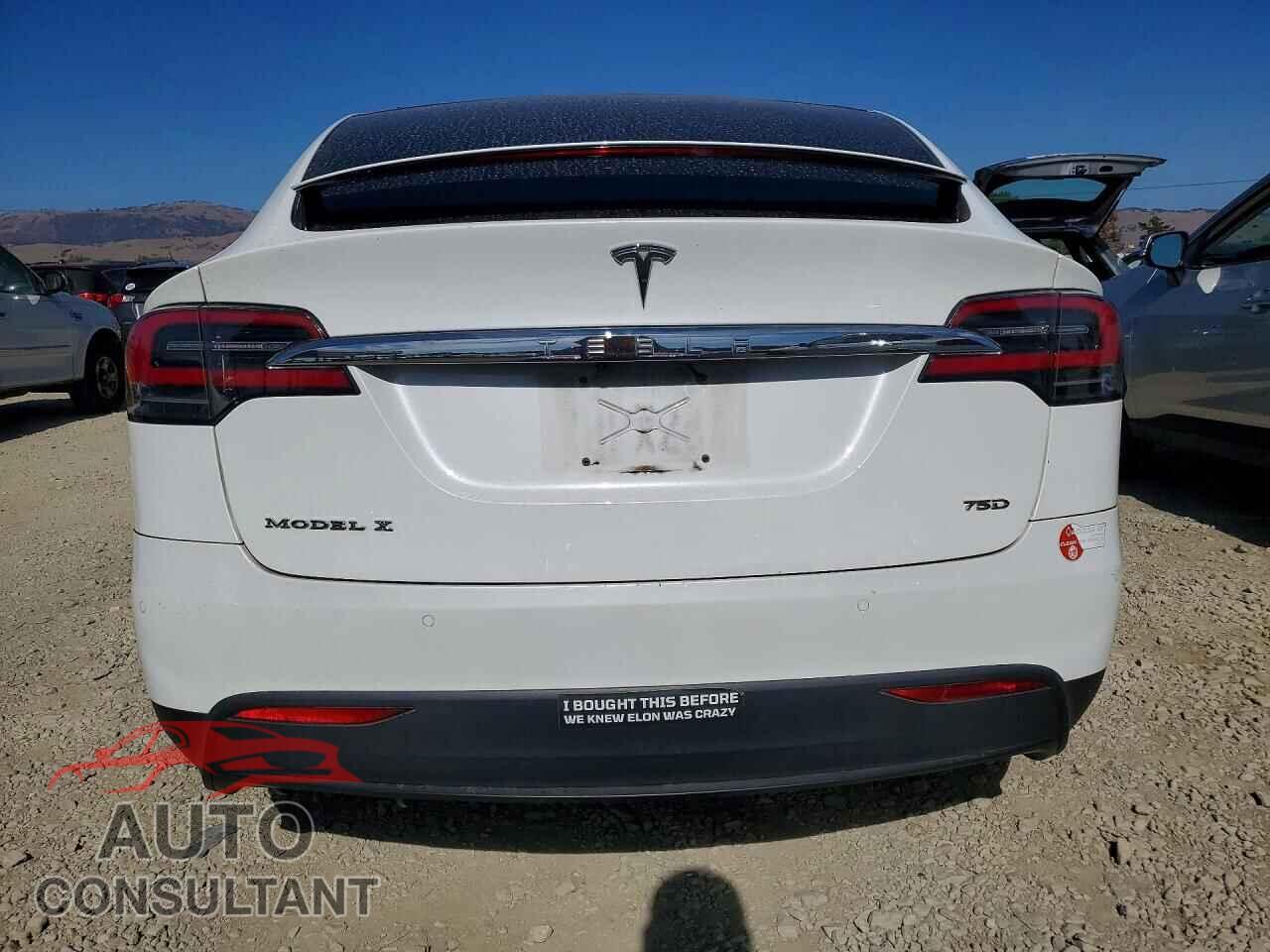 TESLA MODEL X 2016 - 5YJXCBE21GF033662