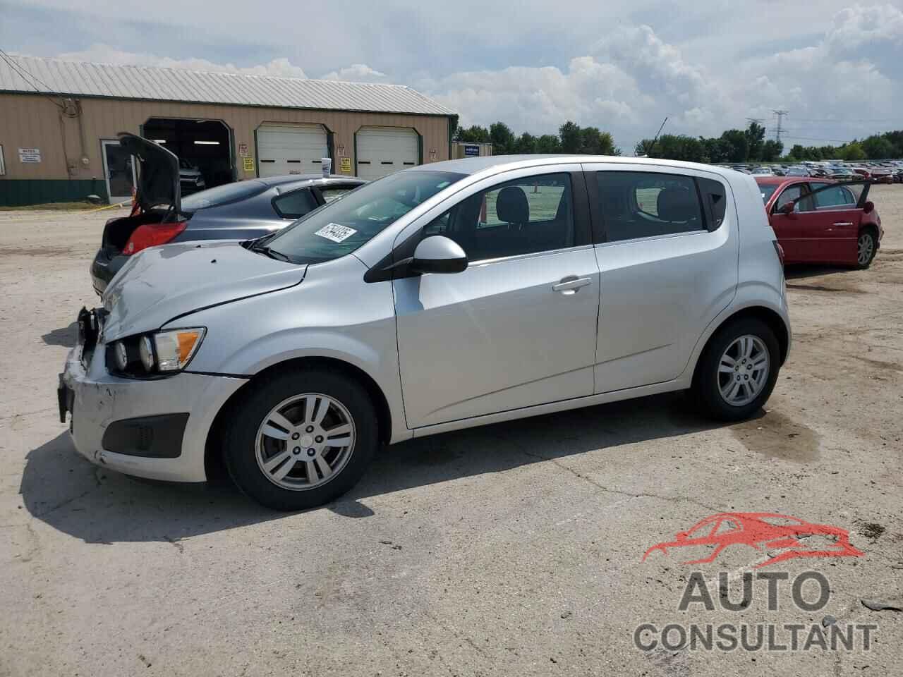 CHEVROLET SONIC 2014 - 1G1JC6SH5E4161339