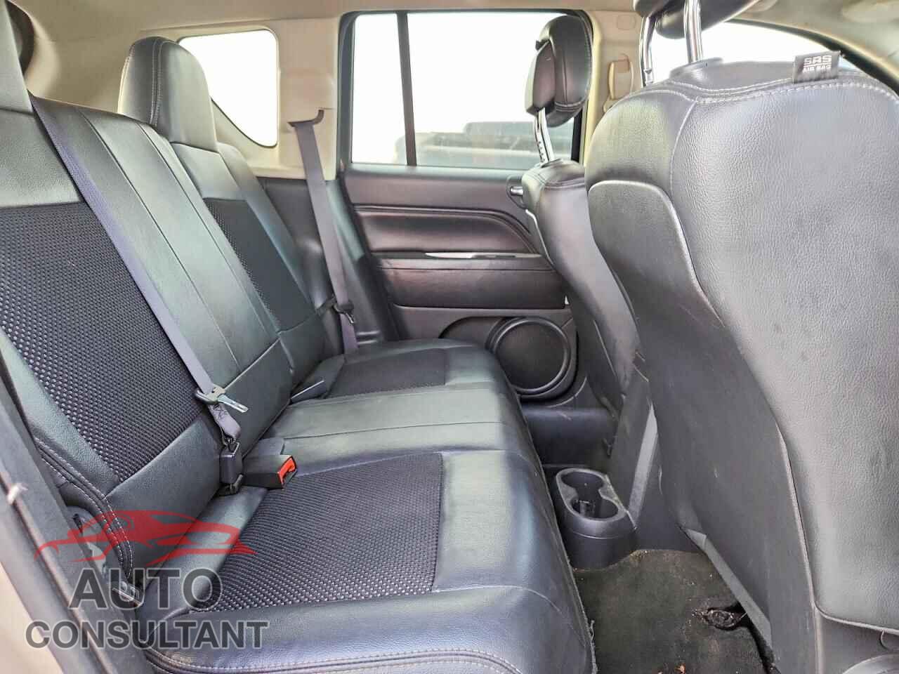 JEEP COMPASS 2016 - 1C4NJCEB9GD752054