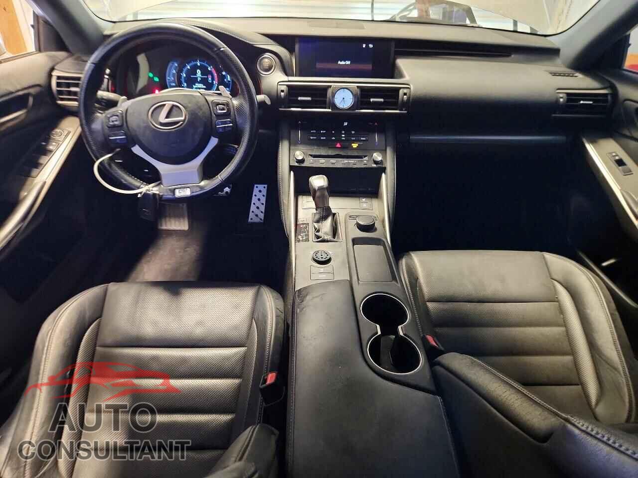 LEXUS IS 2017 - JTHBA1D21H5042827