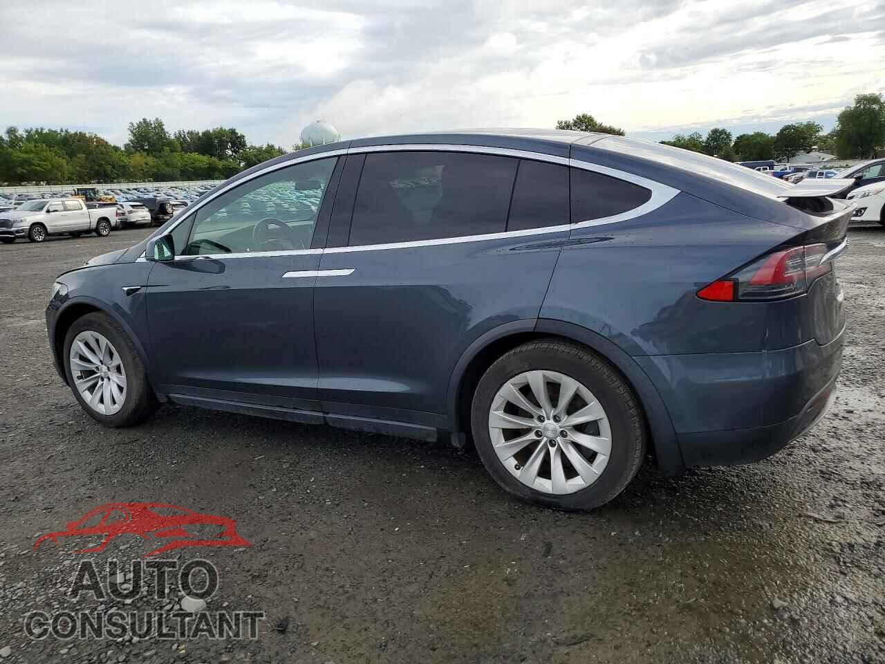 TESLA MODEL X 2020 - 5YJXCBE21LF261784