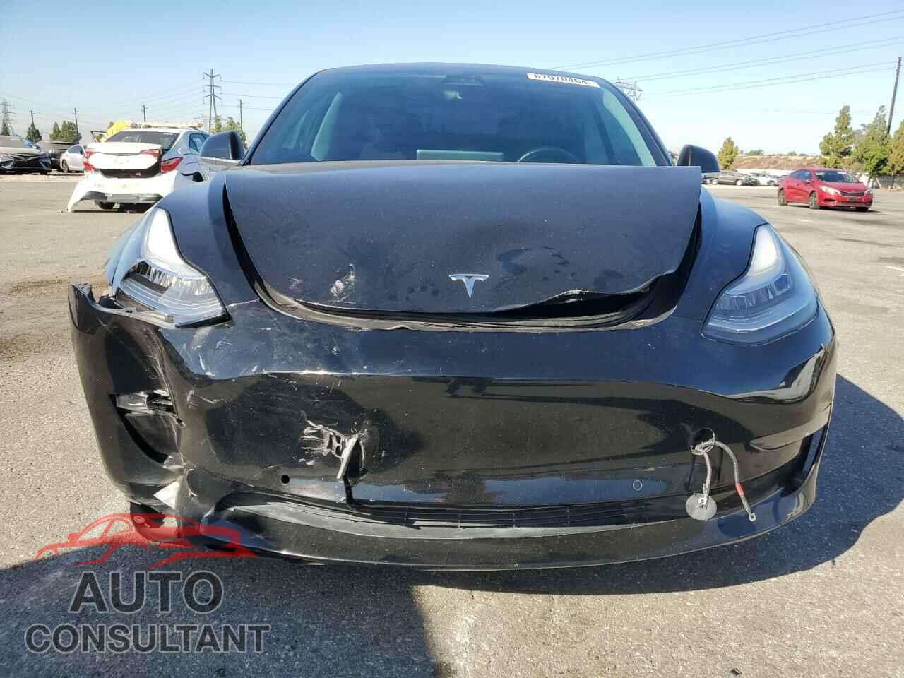 TESLA MODEL 3 2019 - 5YJ3E1EA5KF399272