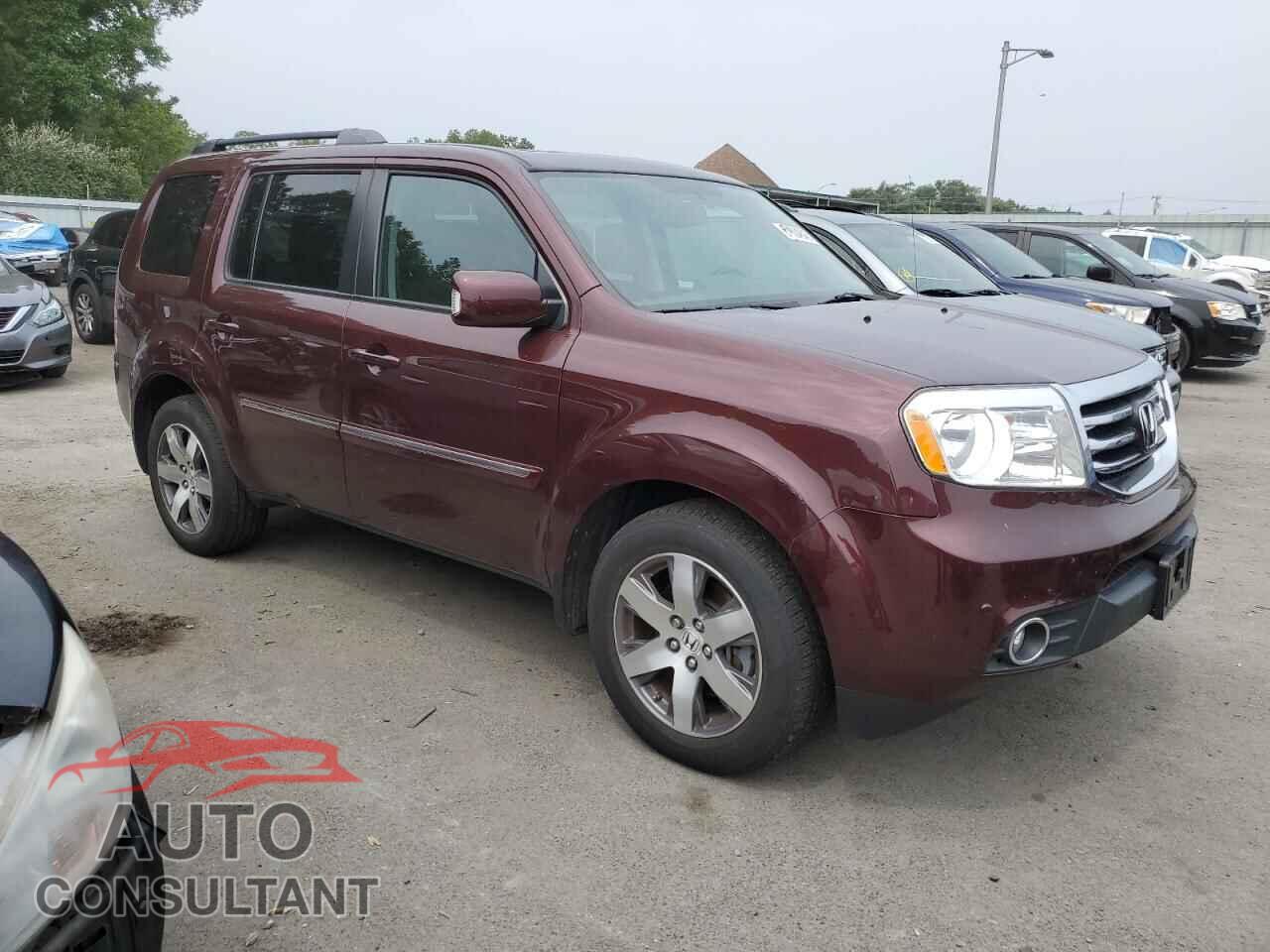 HONDA PILOT 2013 - 5FNYF4H98DB048865