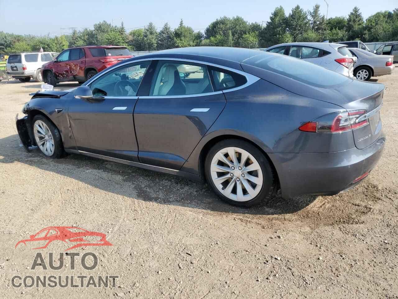 TESLA MODEL S 2018 - 5YJSA1E20JF260245