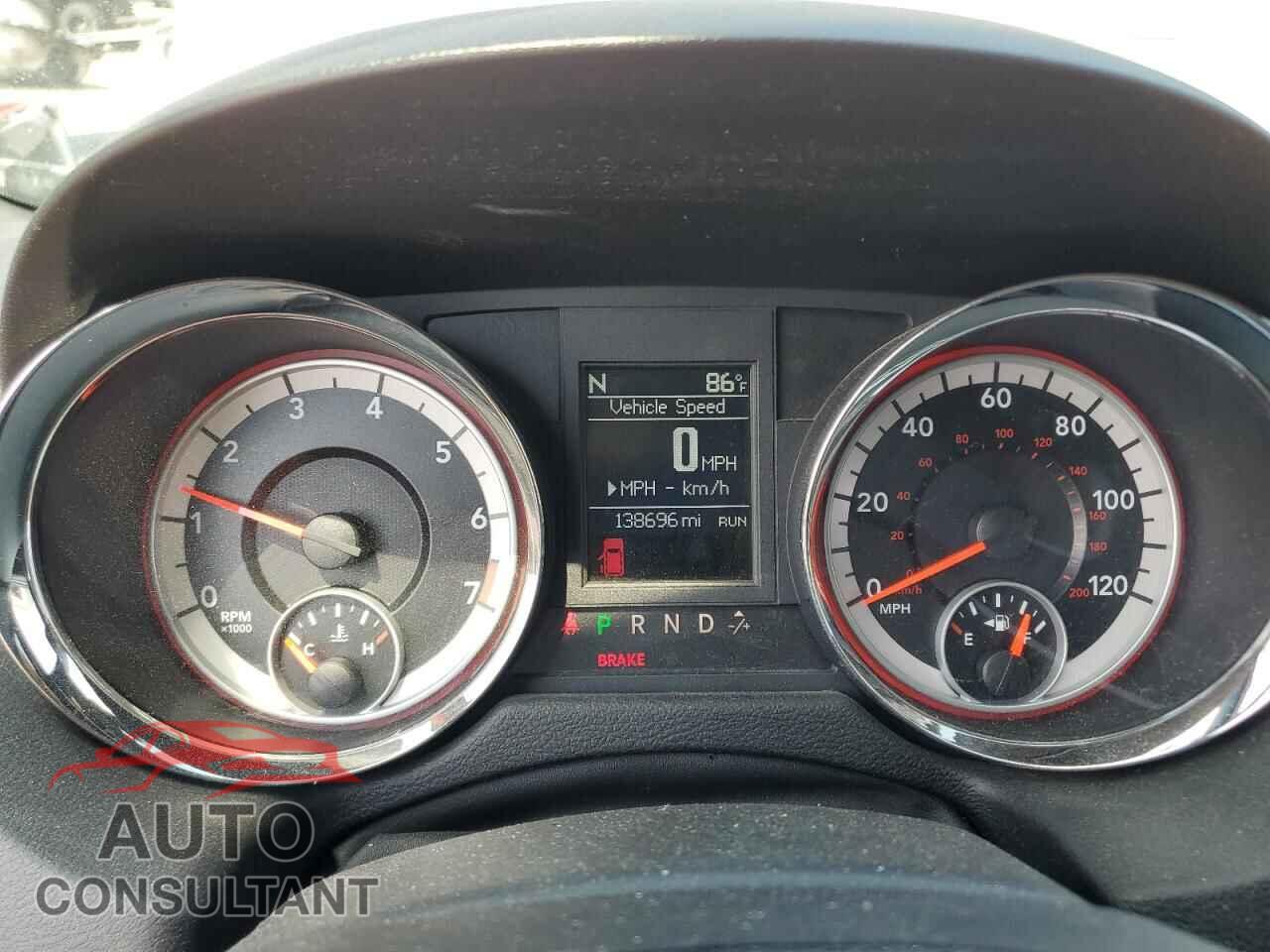 DODGE CARAVAN 2011 - 2D4RN7DG6BR757246