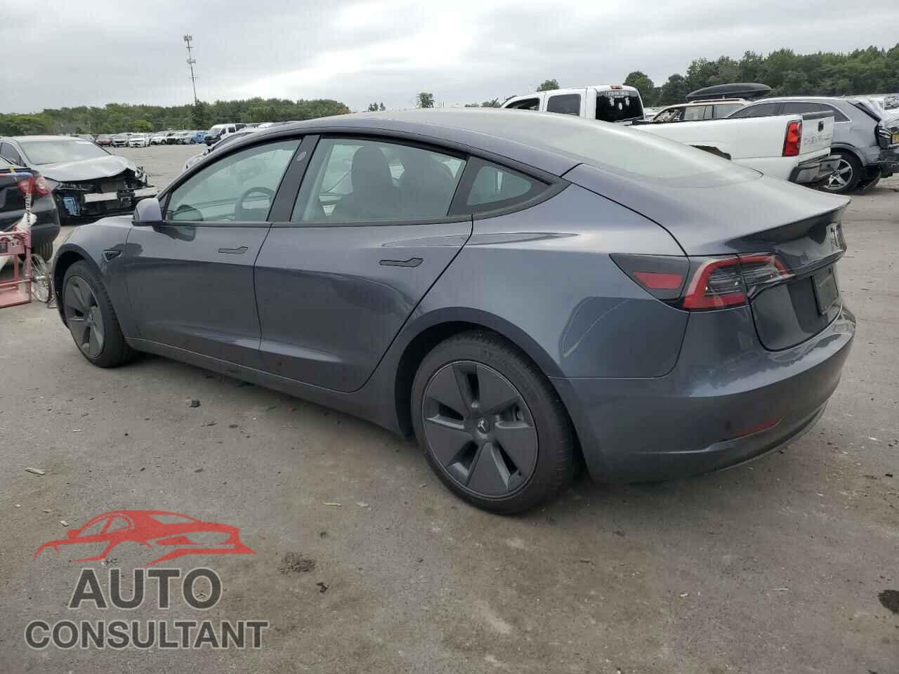 TESLA MODEL 3 2023 - 5YJ3E1EA7PF690119