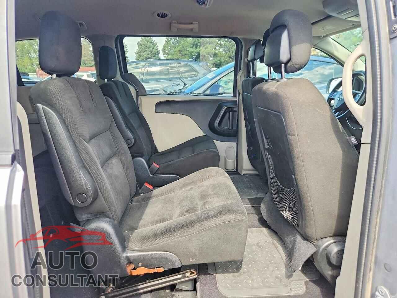 DODGE CARAVAN 2015 - 2C4RDGBG0FR558573