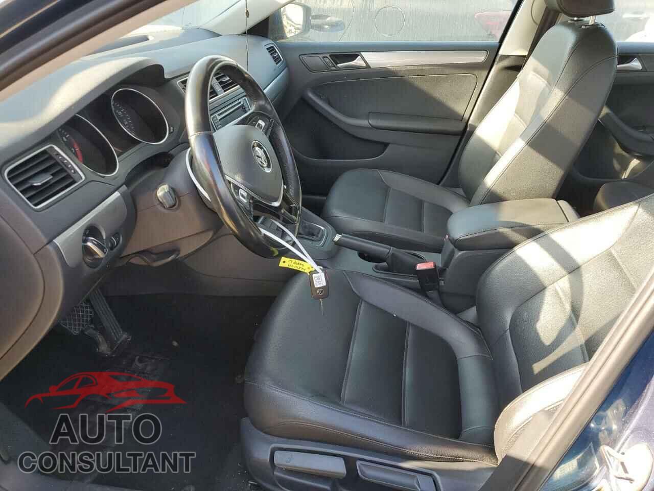 VOLKSWAGEN JETTA 2017 - 3VWDB7AJ6HM281187