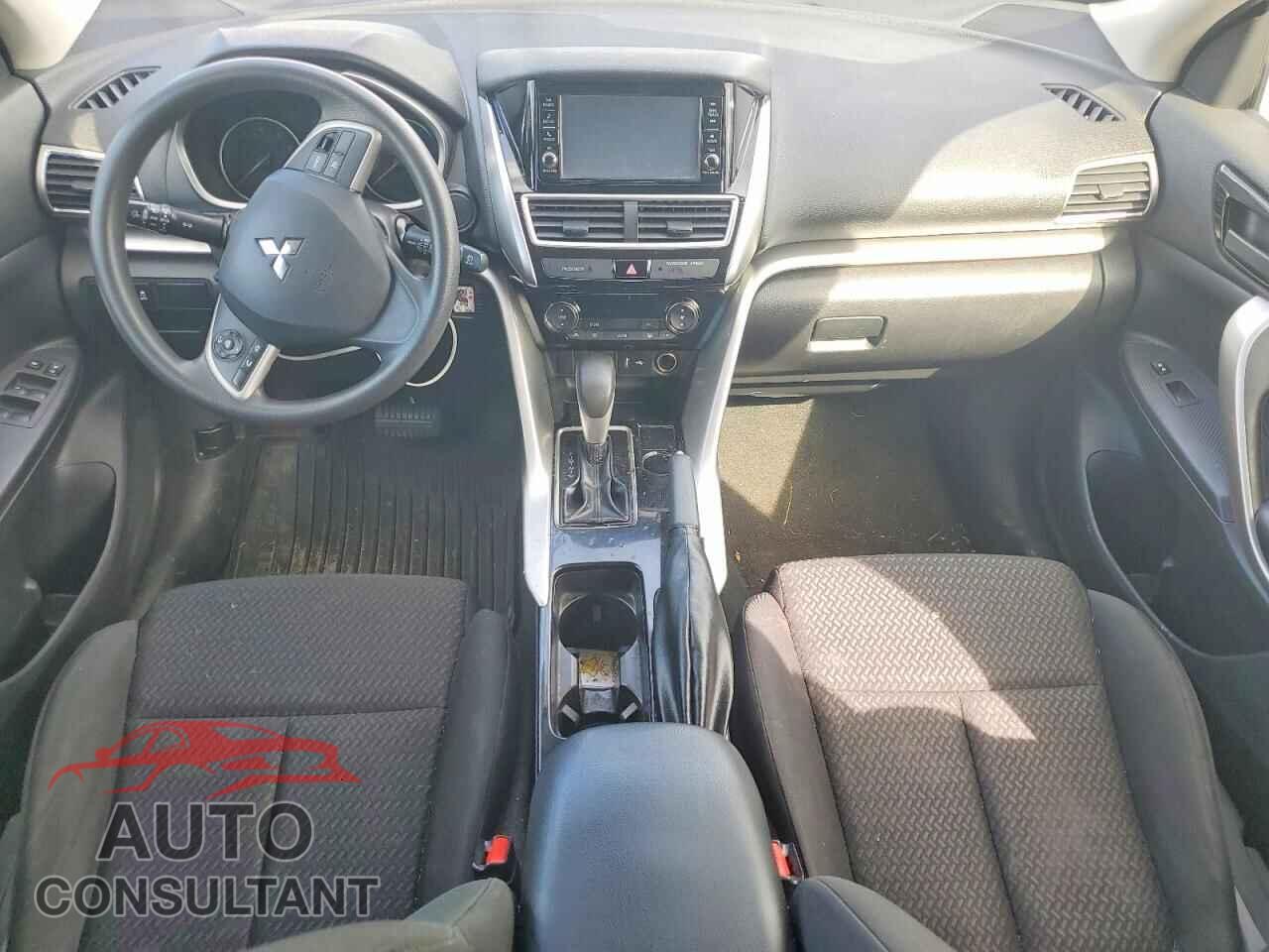 MITSUBISHI ECLIPSE 2018 - JA4AS3AA8JZ066052