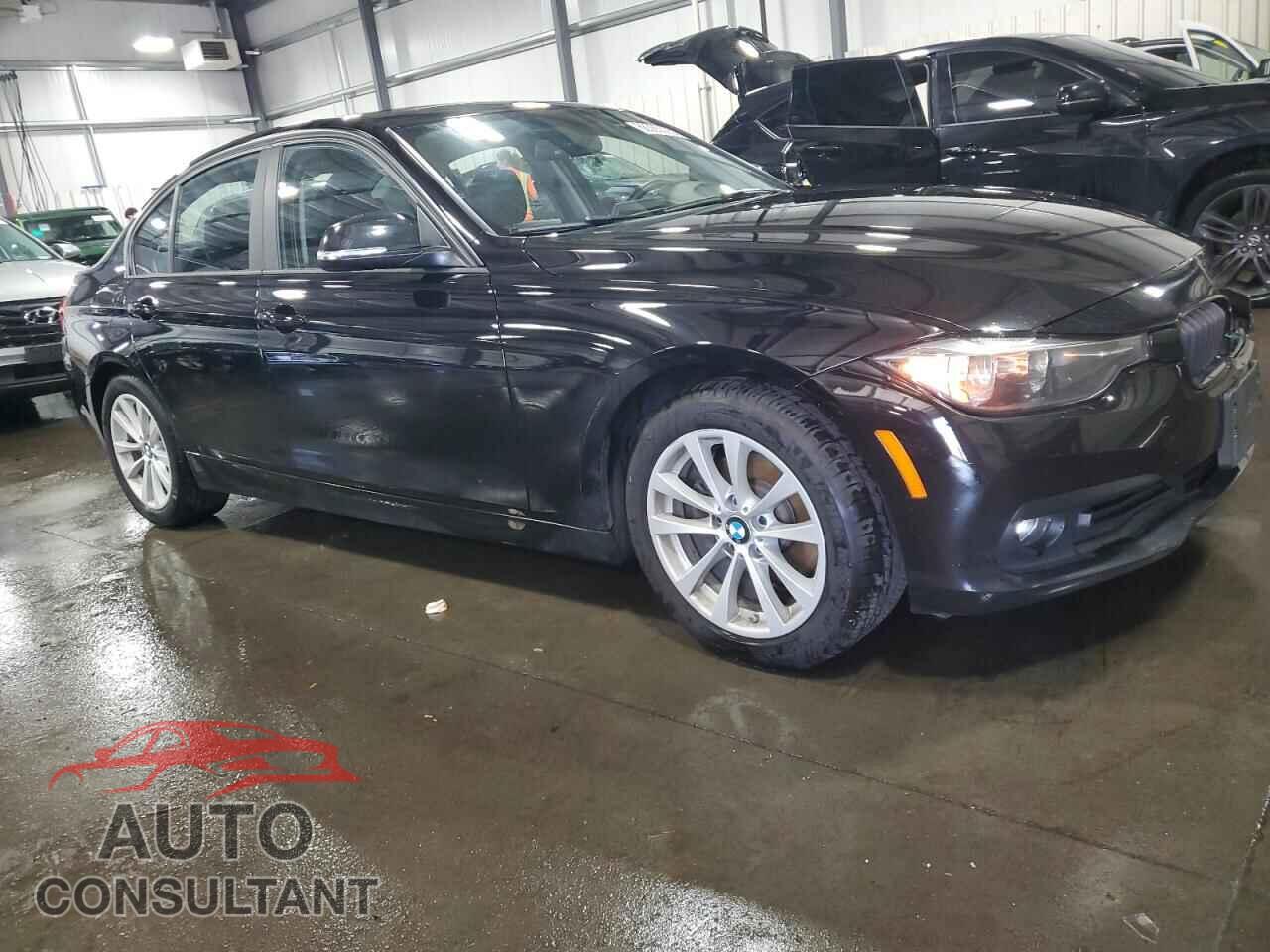 BMW 3 SERIES 2017 - WBA8A3C39HK692845