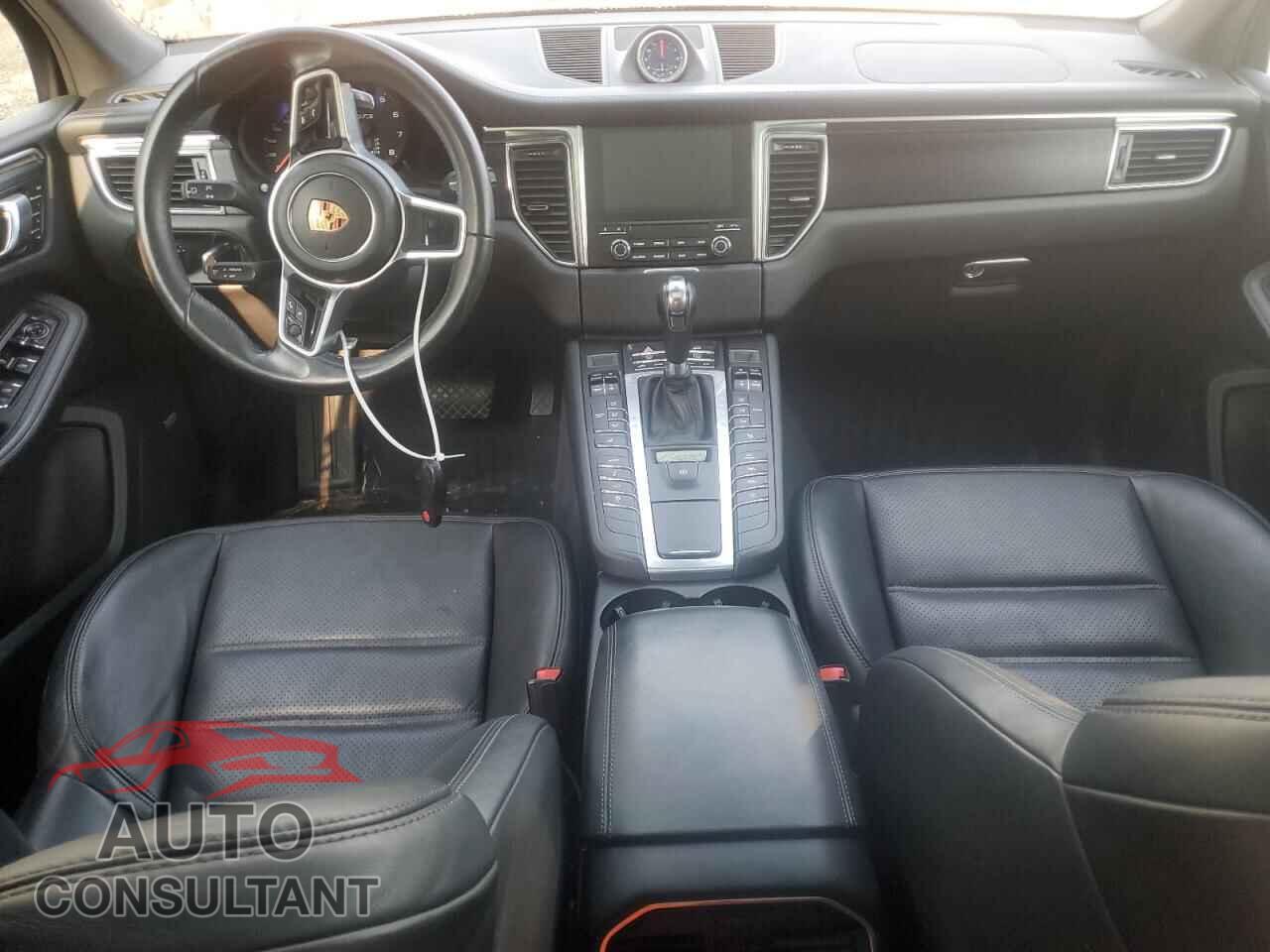 PORSCHE MACAN 2018 - WP1AG2A56JLB63997