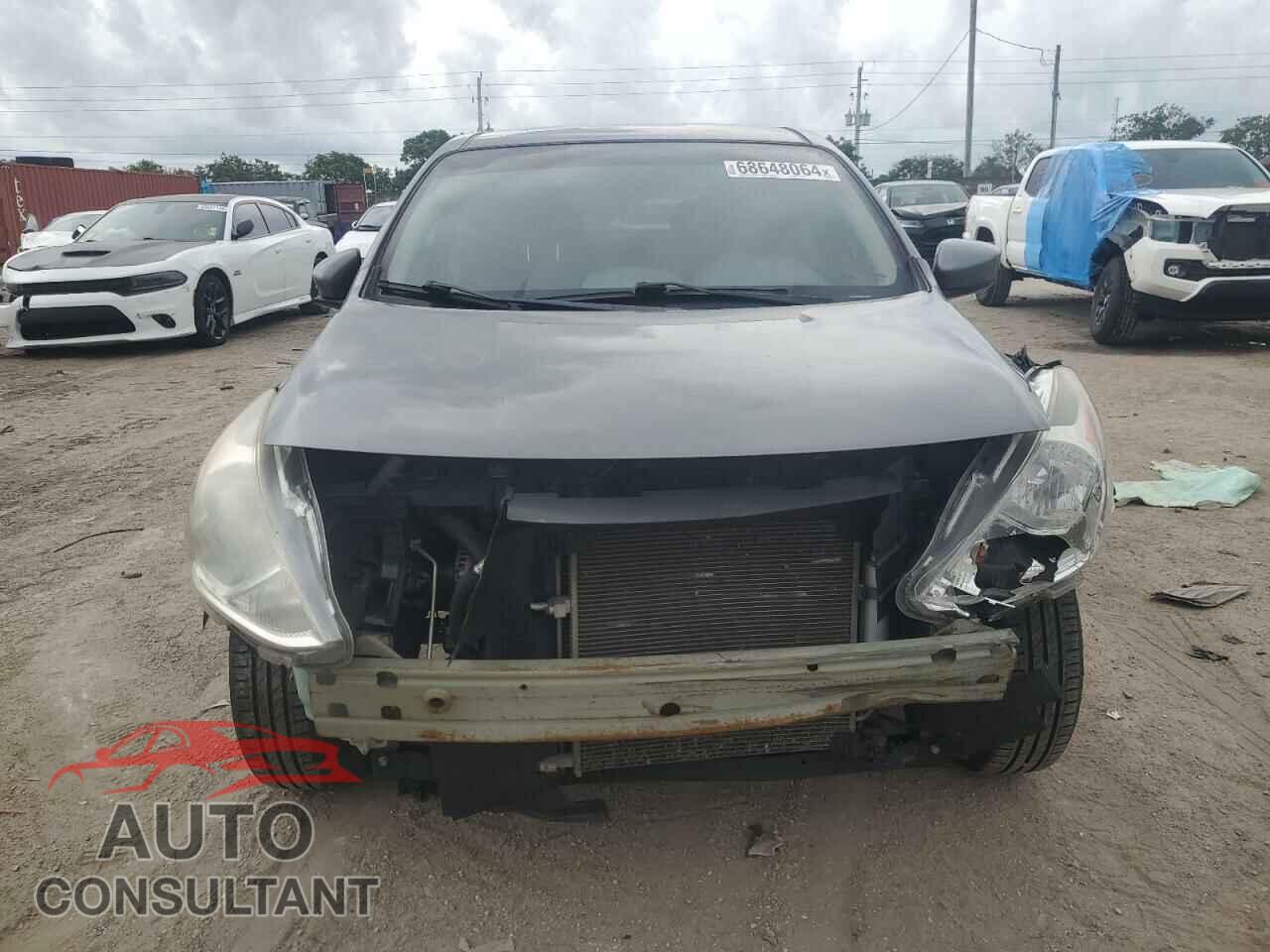 NISSAN VERSA 2019 - 3N1CN7AP3KL816874