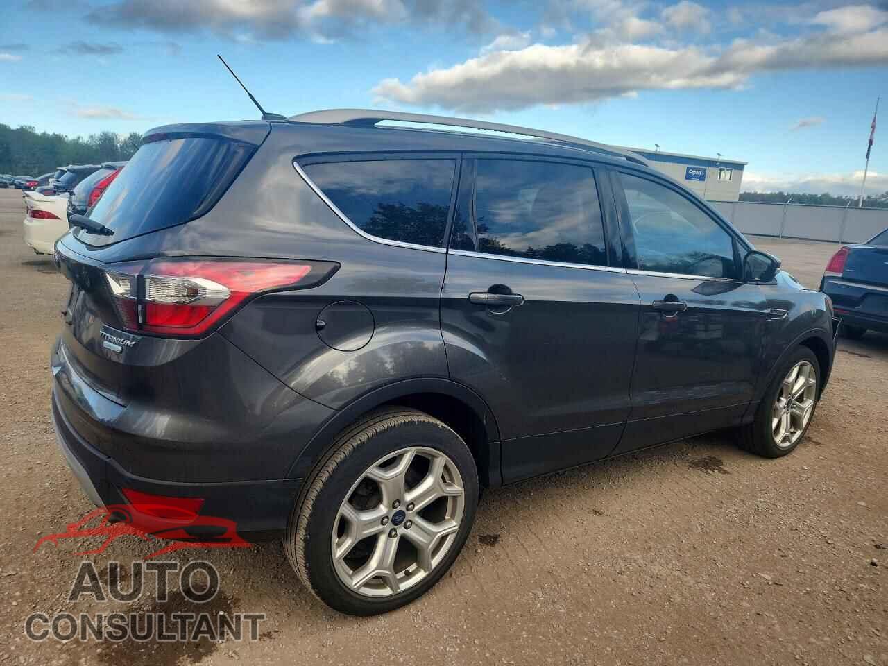 FORD ESCAPE 2017 - 1FMCU0J92HUB24267