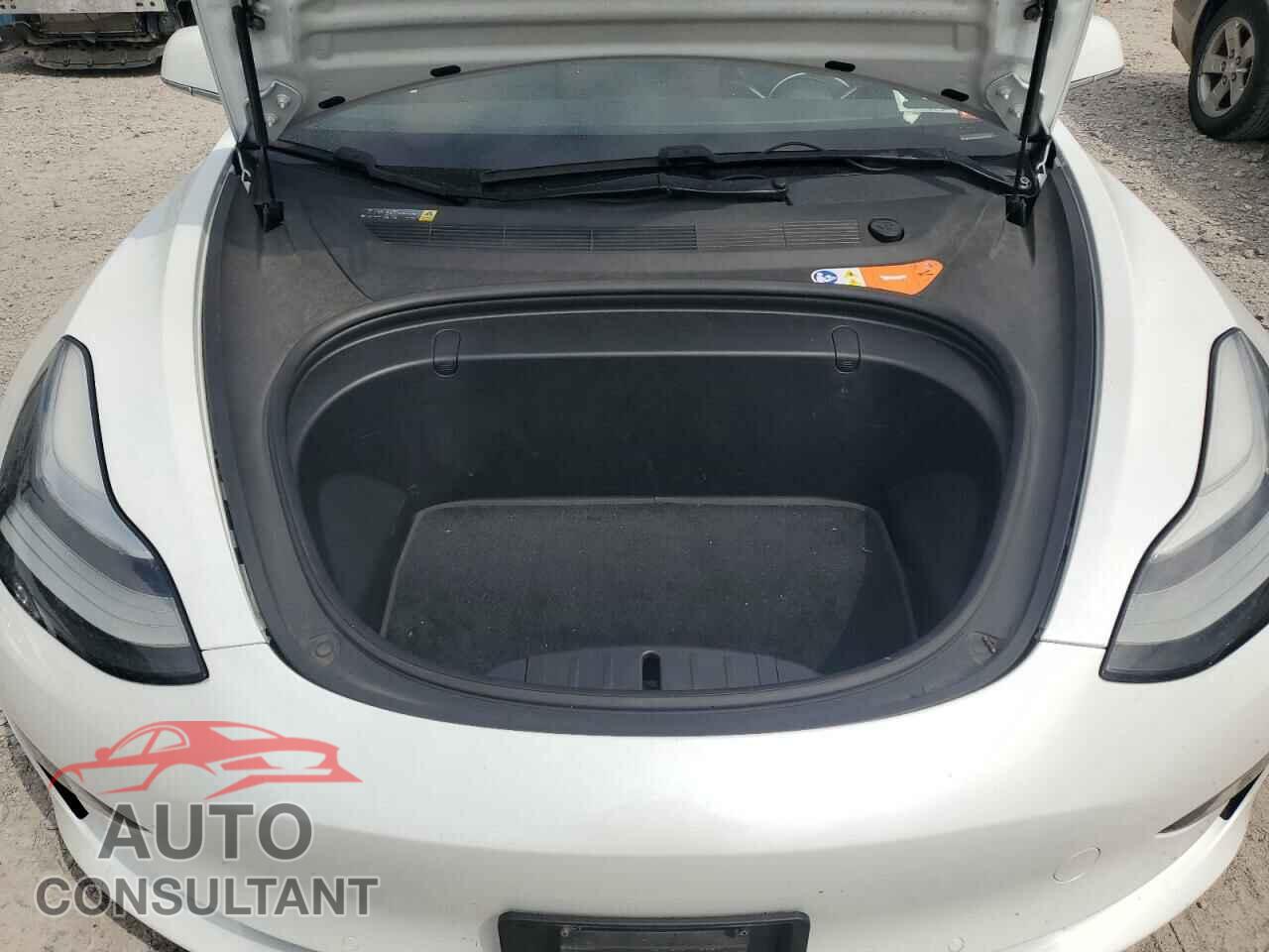 TESLA MODEL 3 2018 - 5YJ3E1EA3JF023068