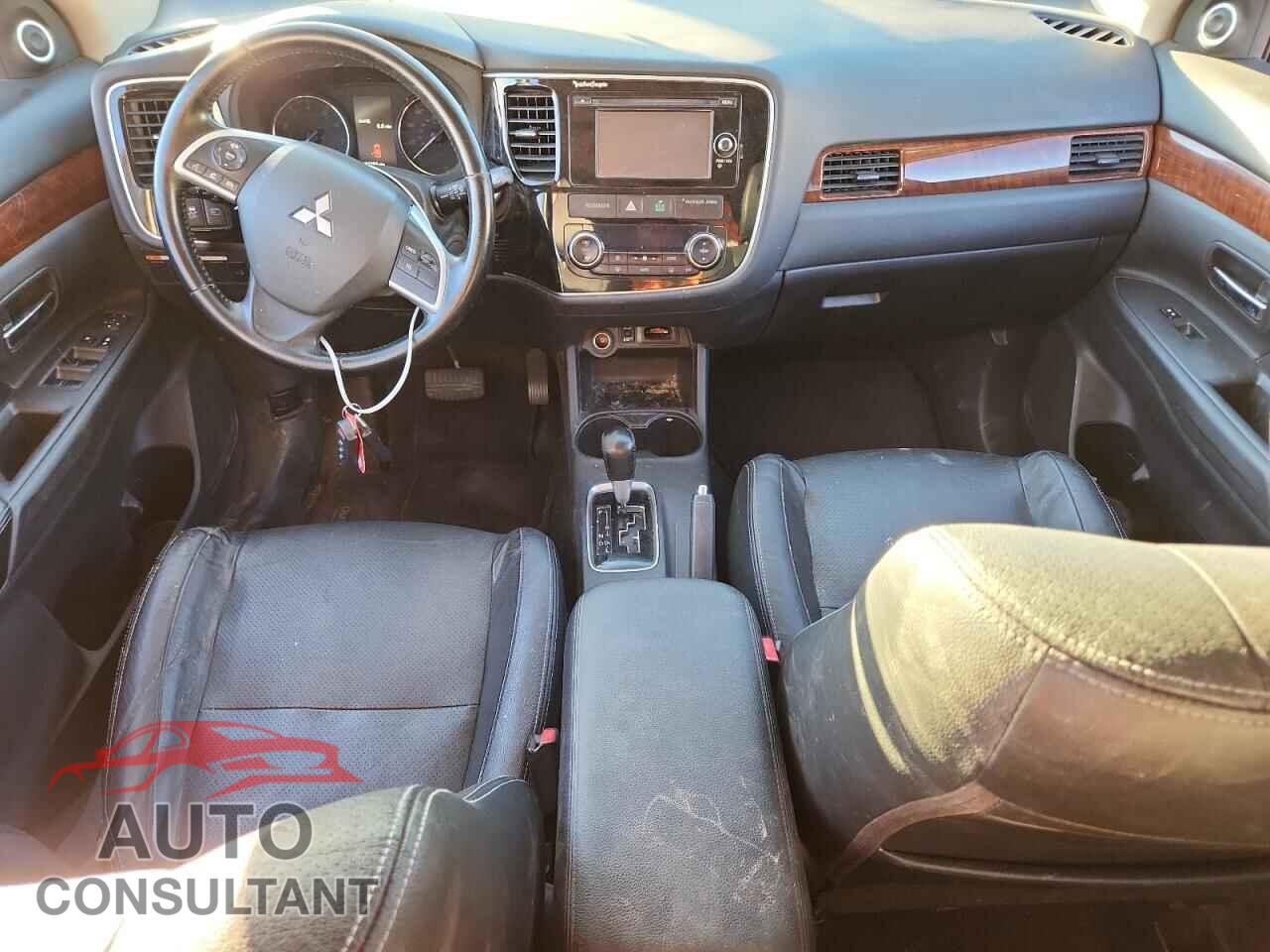 MITSUBISHI OUTLANDER 2015 - JA4AZ3A34FZ010601