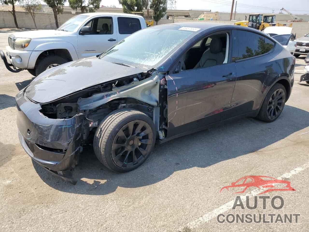 TESLA MODEL Y 2024 - 7SAYGDEE2RF120734