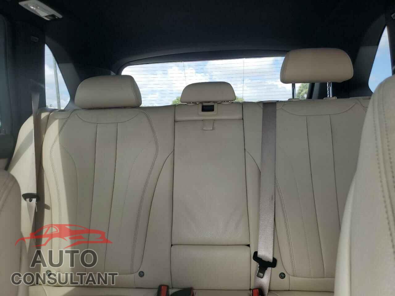 BMW X5 2017 - 5UXKT0C33H0V97175