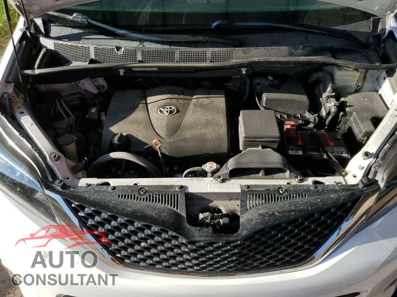 TOYOTA SIENNA 2017 - 5TDXZ3DC8HS891772