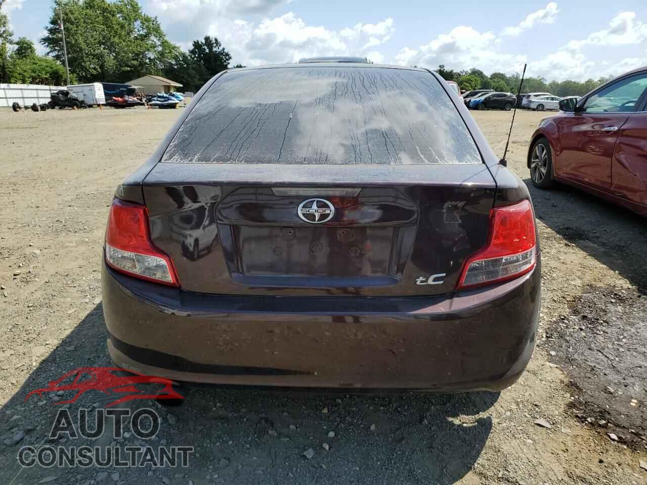 TOYOTA SCION 2012 - JTKJF5C70C3044312