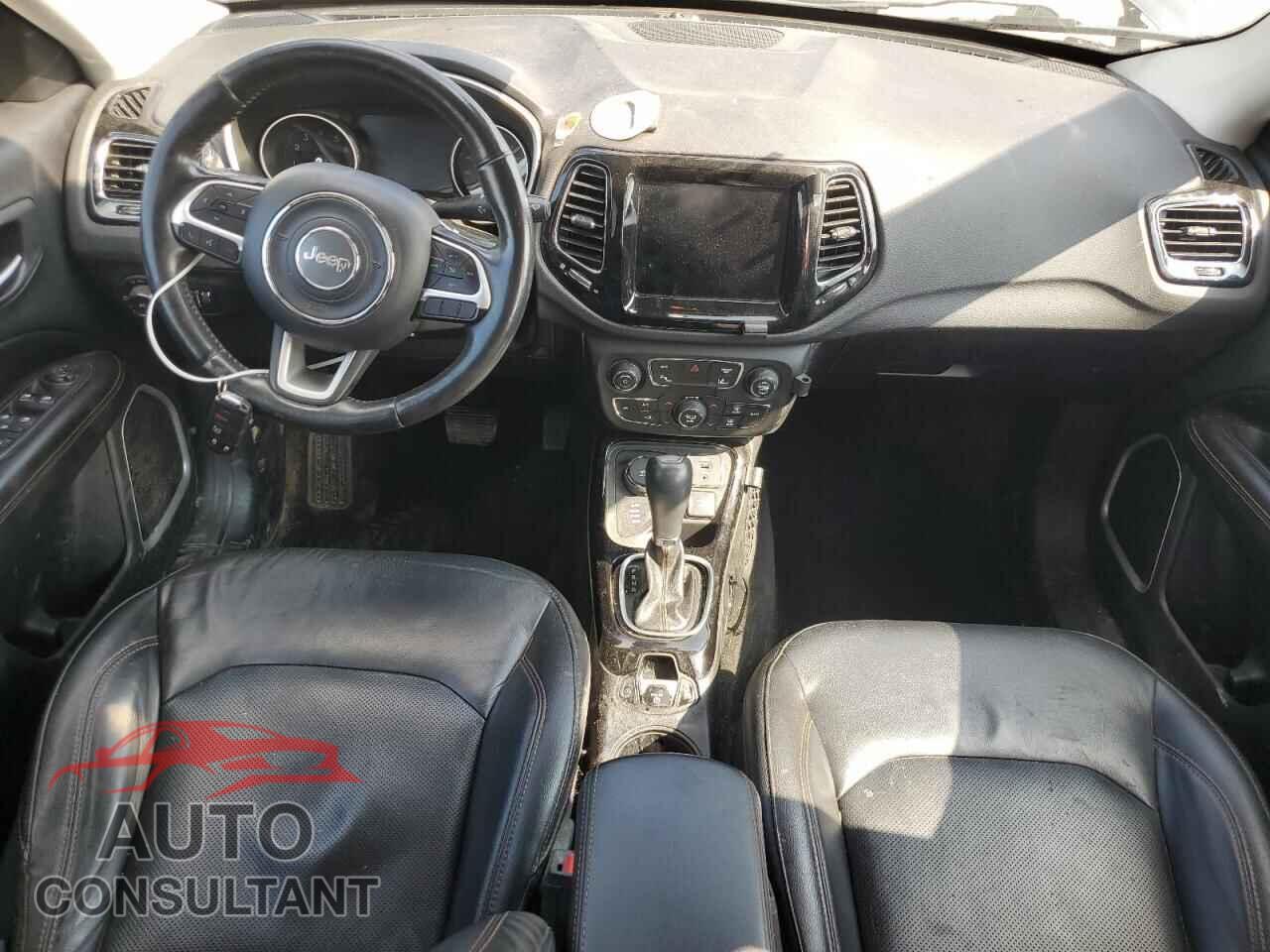 JEEP COMPASS 2018 - 3C4NJDCB0JT333374