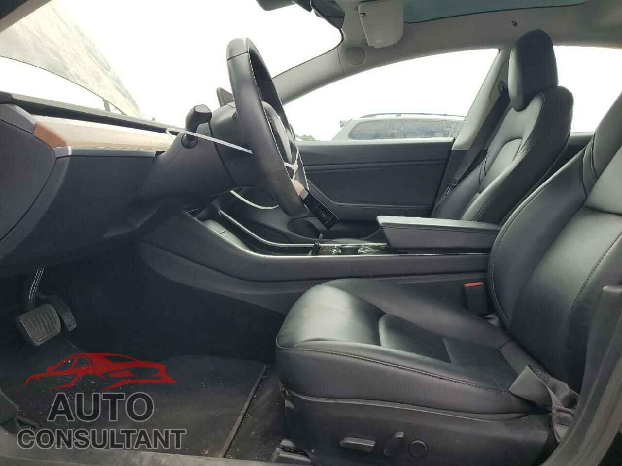 TESLA MODEL 3 2020 - 5YJ3E1EBXLF635036