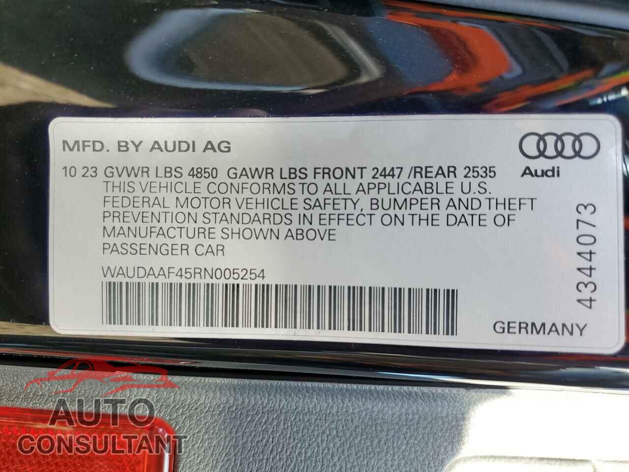 AUDI A4 2024 - WAUDAAF45RN005254