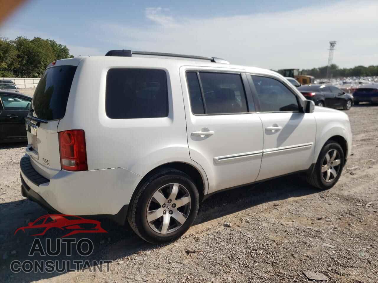 HONDA PILOT 2013 - 5FNYF4H93DB059689