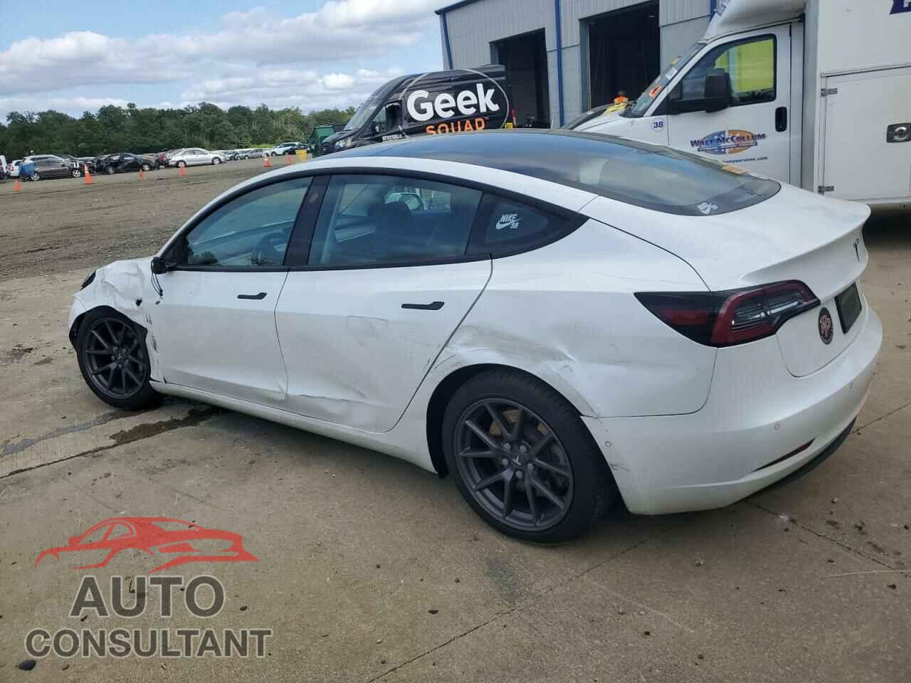 TESLA MODEL 3 2021 - 5YJ3E1EA4MF857841