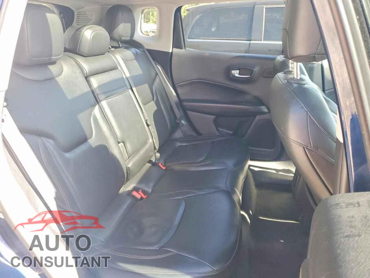 JEEP COMPASS 2018 - 3C4NJDCB3JT131550