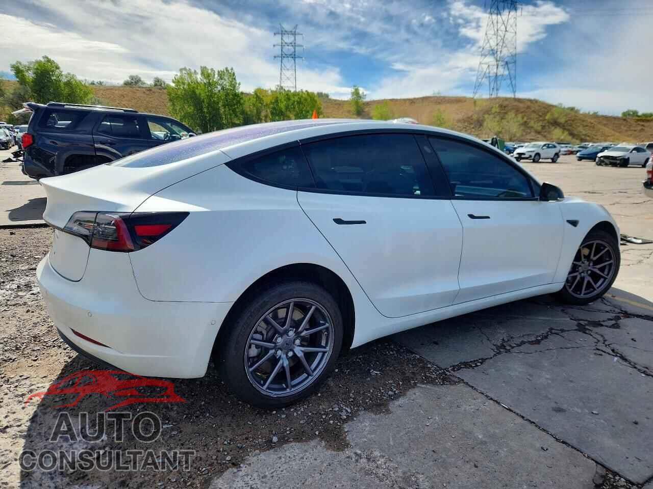 TESLA MODEL 3 2018 - 5YJ3E1EB9JF134829