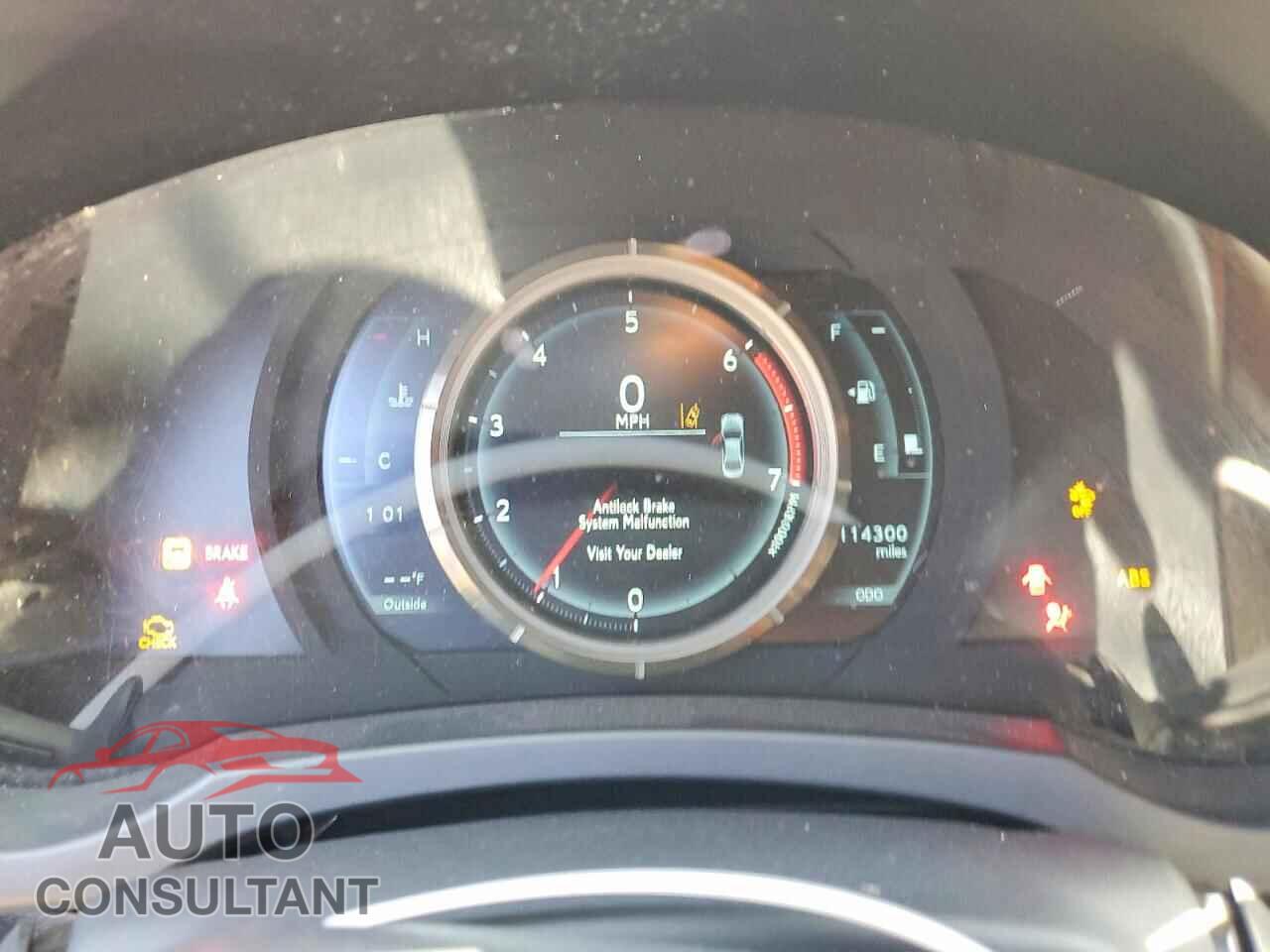 LEXUS IS 2017 - JTHBA1D21H5046411