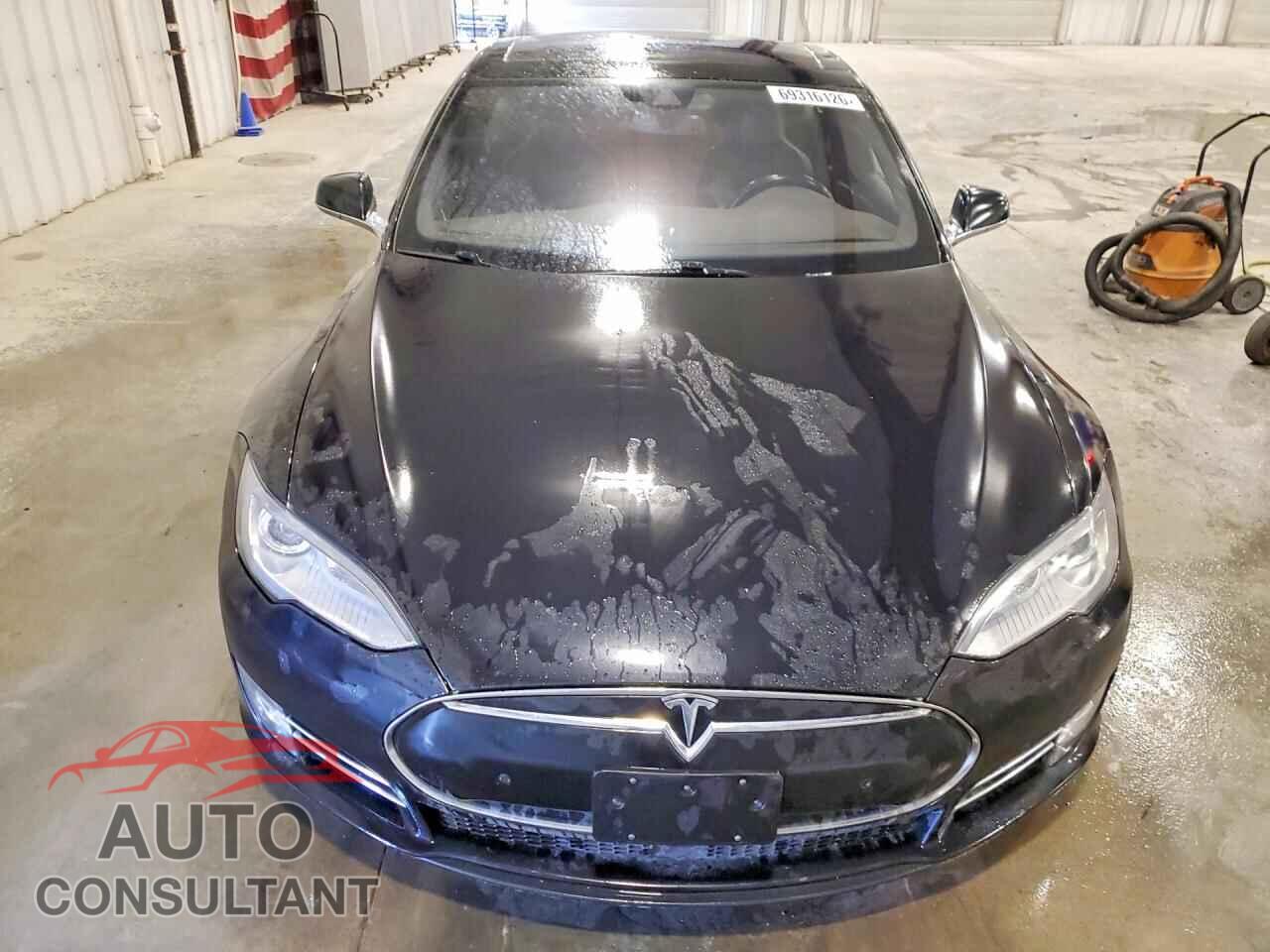 TESLA MODEL S 2015 - 5YJSA1H24FF086859