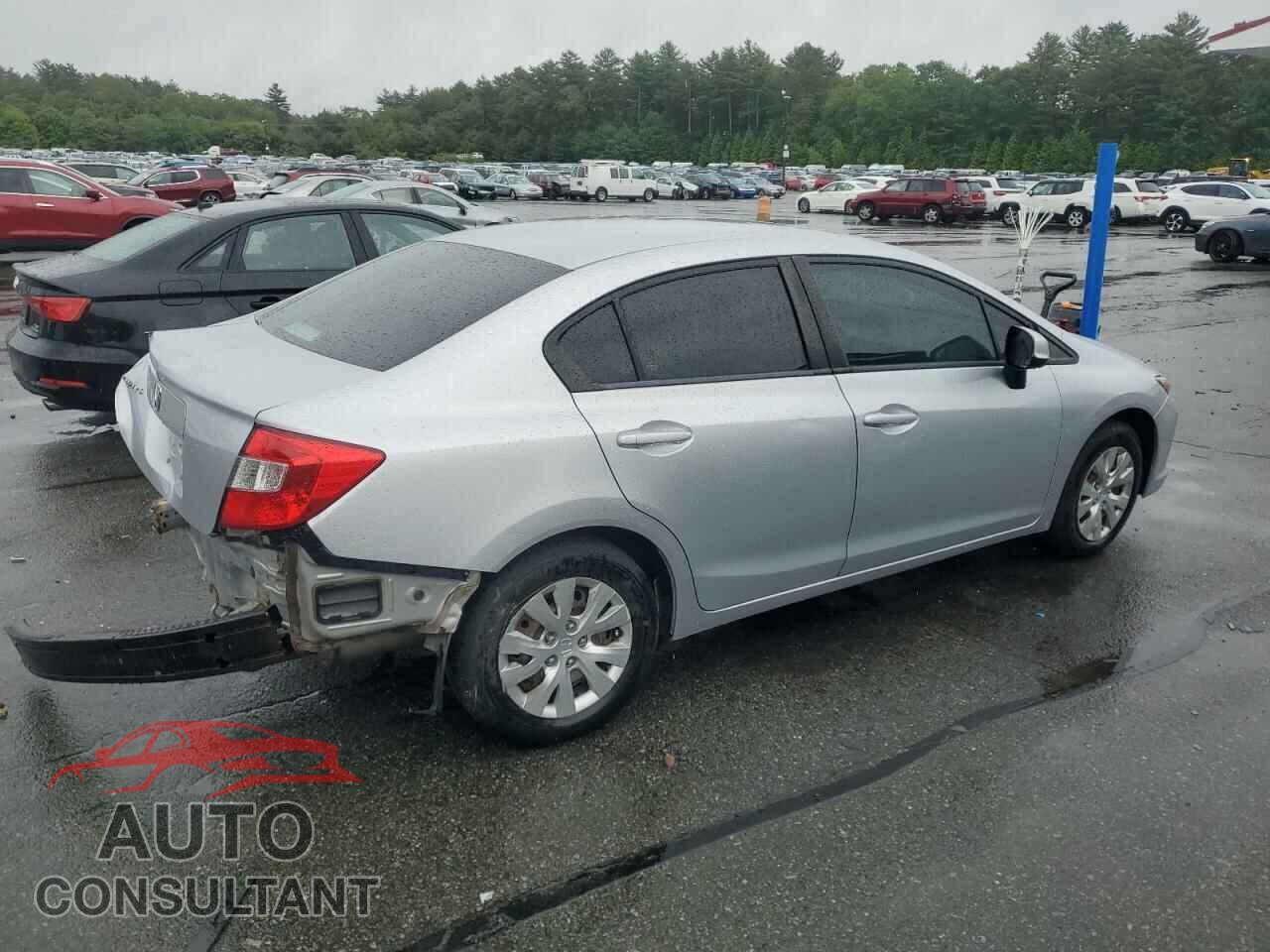 HONDA CIVIC 2012 - 2HGFB2F55CH557815