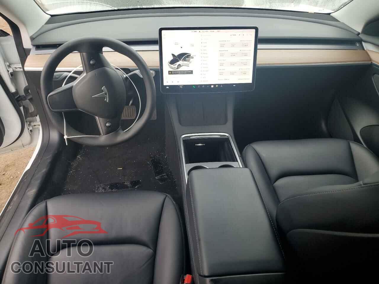 TESLA MODEL 3 2021 - 5YJ3E1EB8MF051025