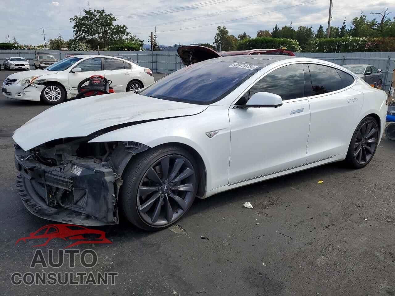 TESLA MODEL S 2016 - 5YJSA1E2XGF162459