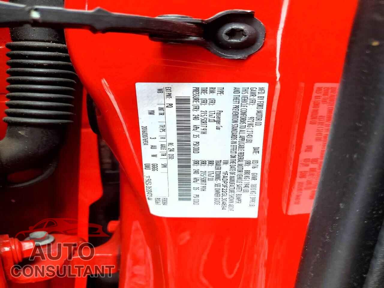 FORD FOCUS 2016 - 1FADP3F22GL304694