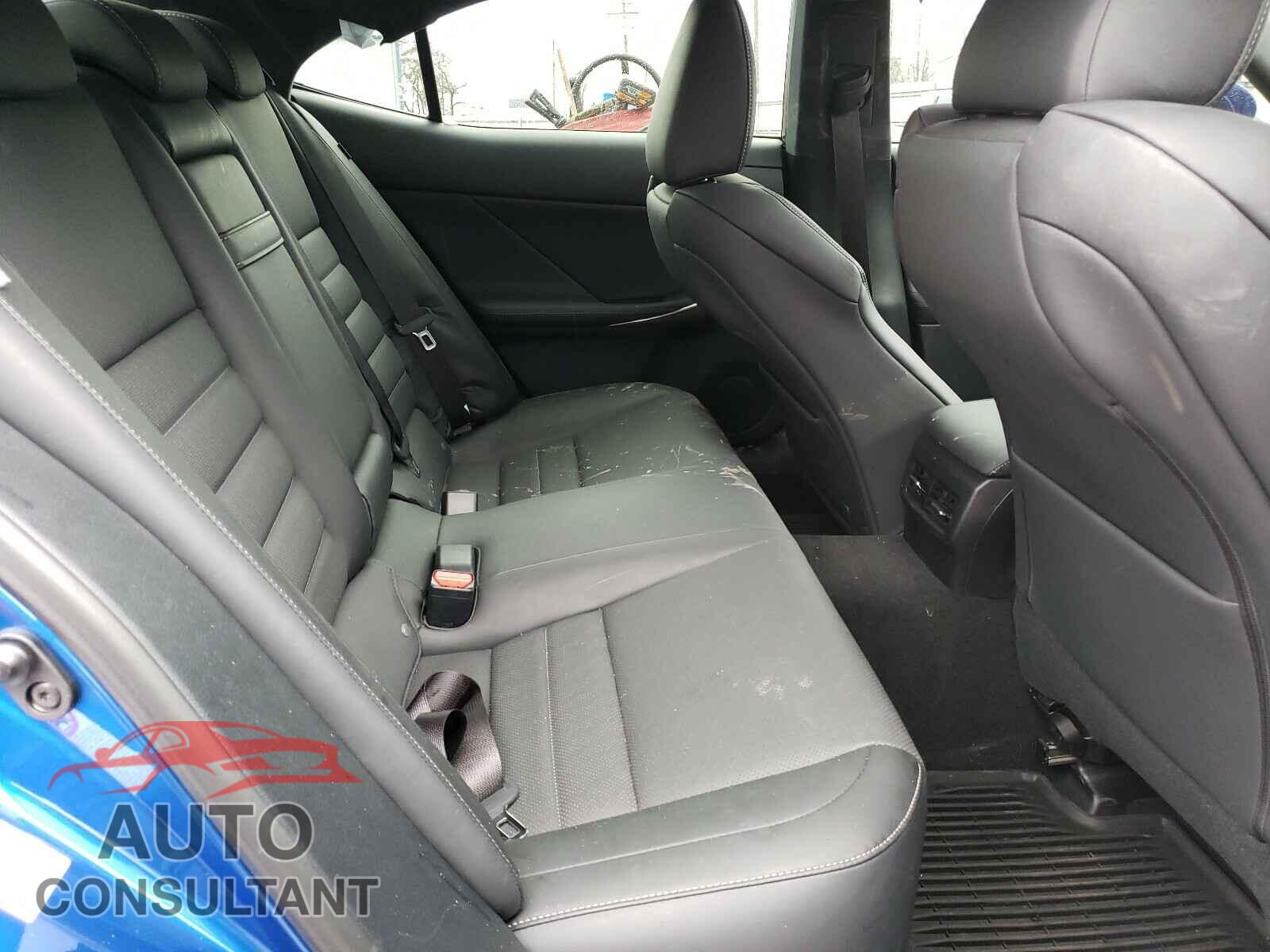 LEXUS IS 2017 - JTHCM1D26H5018566