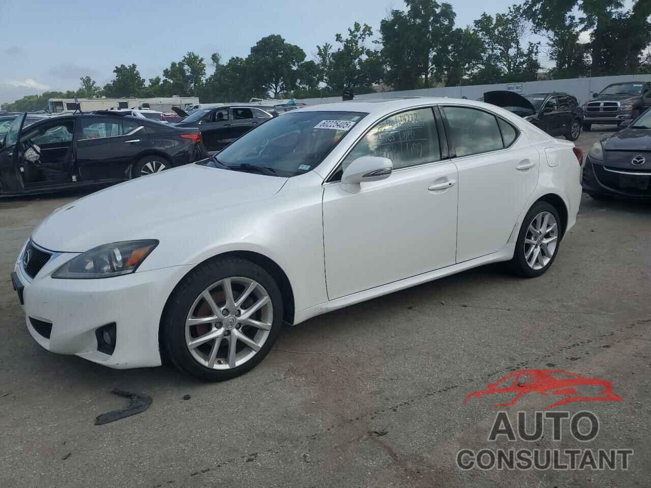 LEXUS IS 2012 - JTHCF5C26C5054737