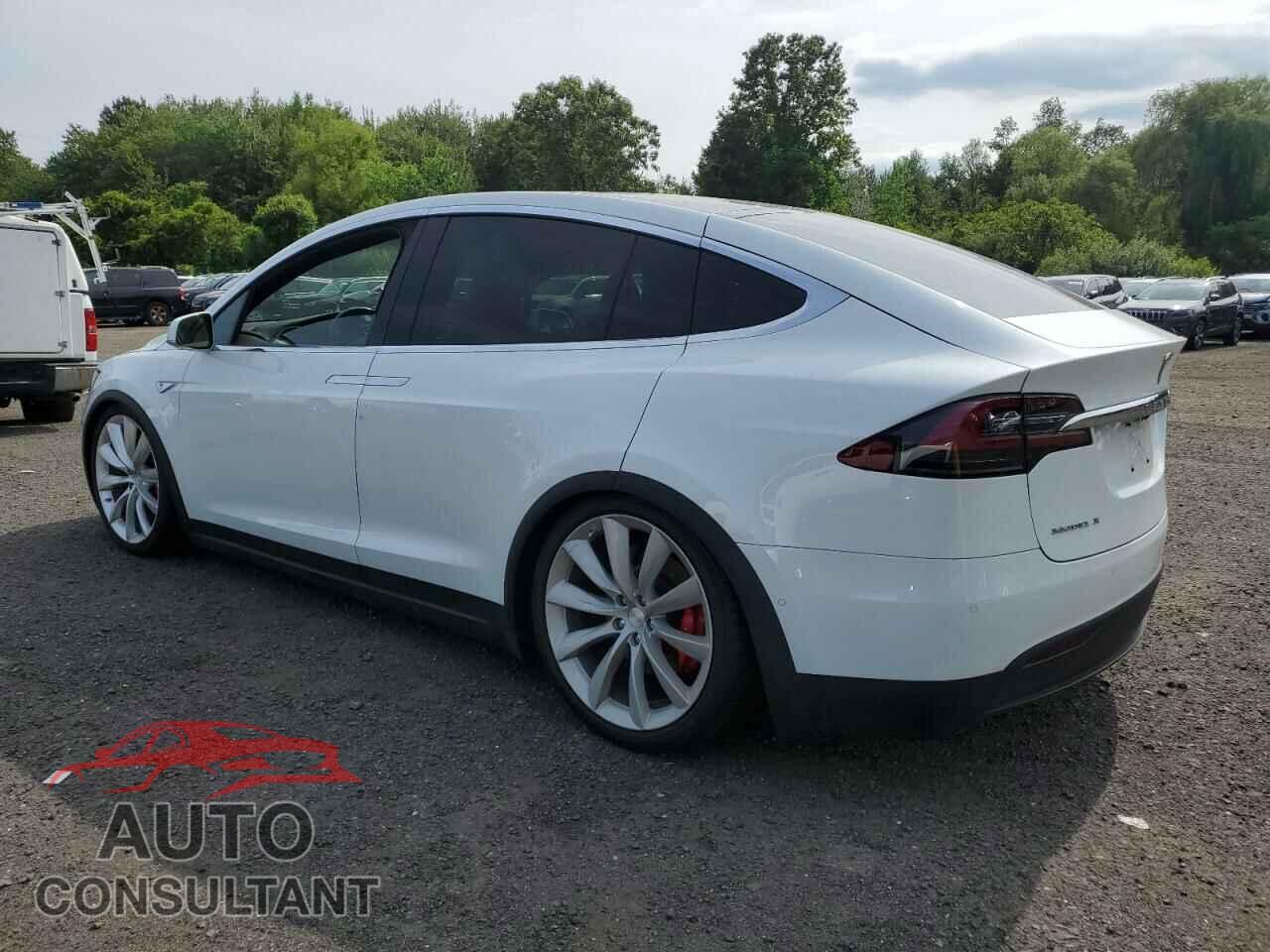 TESLA MODEL X 2016 - 5YJXCBE40GF019088