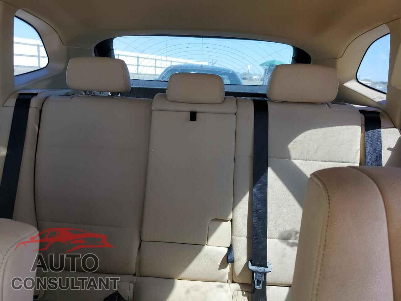 BMW X1 2014 - WBAVM1C57EVW55366