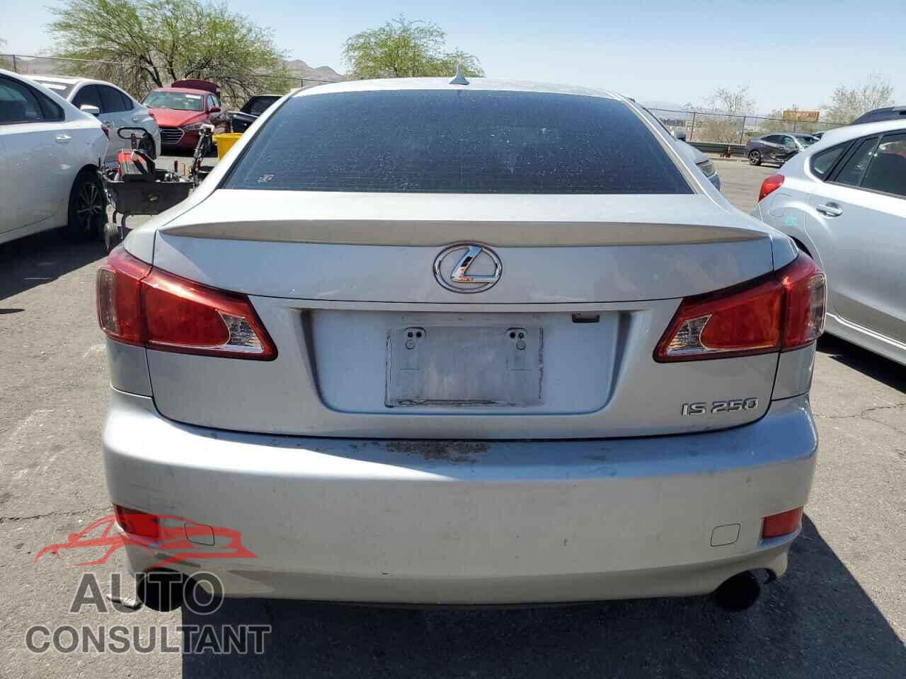 LEXUS IS 2011 - JTHBF5C22B5152626