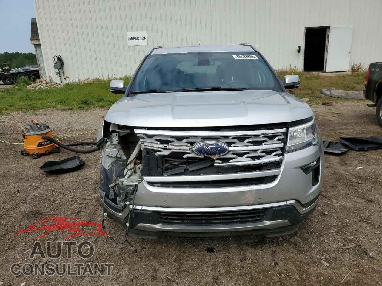 FORD EXPLORER 2018 - 1FM5K8F85JGB99076