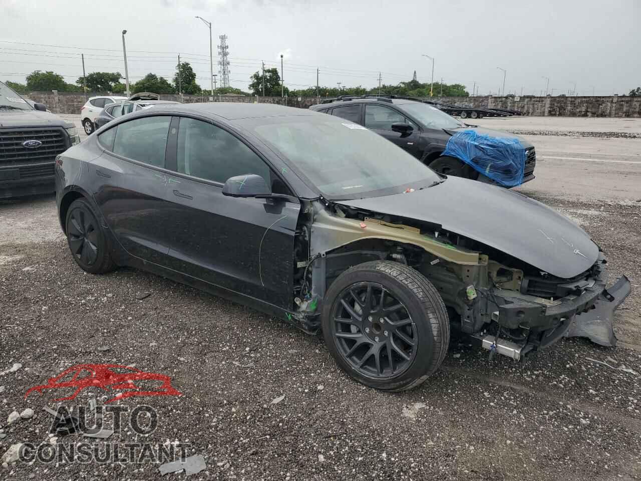 TESLA MODEL 3 2024 - 5YJ3E1EA2RF765473
