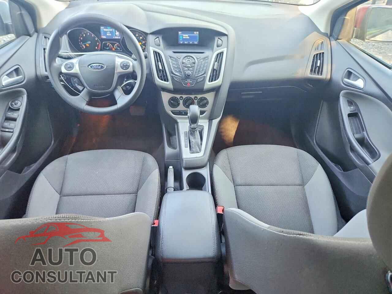 FORD FOCUS 2014 - 1FADP3F20EL259817