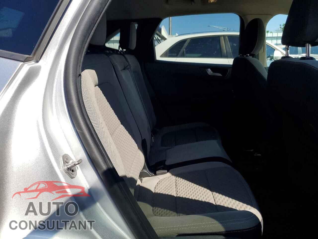 FORD ESCAPE 2020 - 1FMCU0G61LUA72071