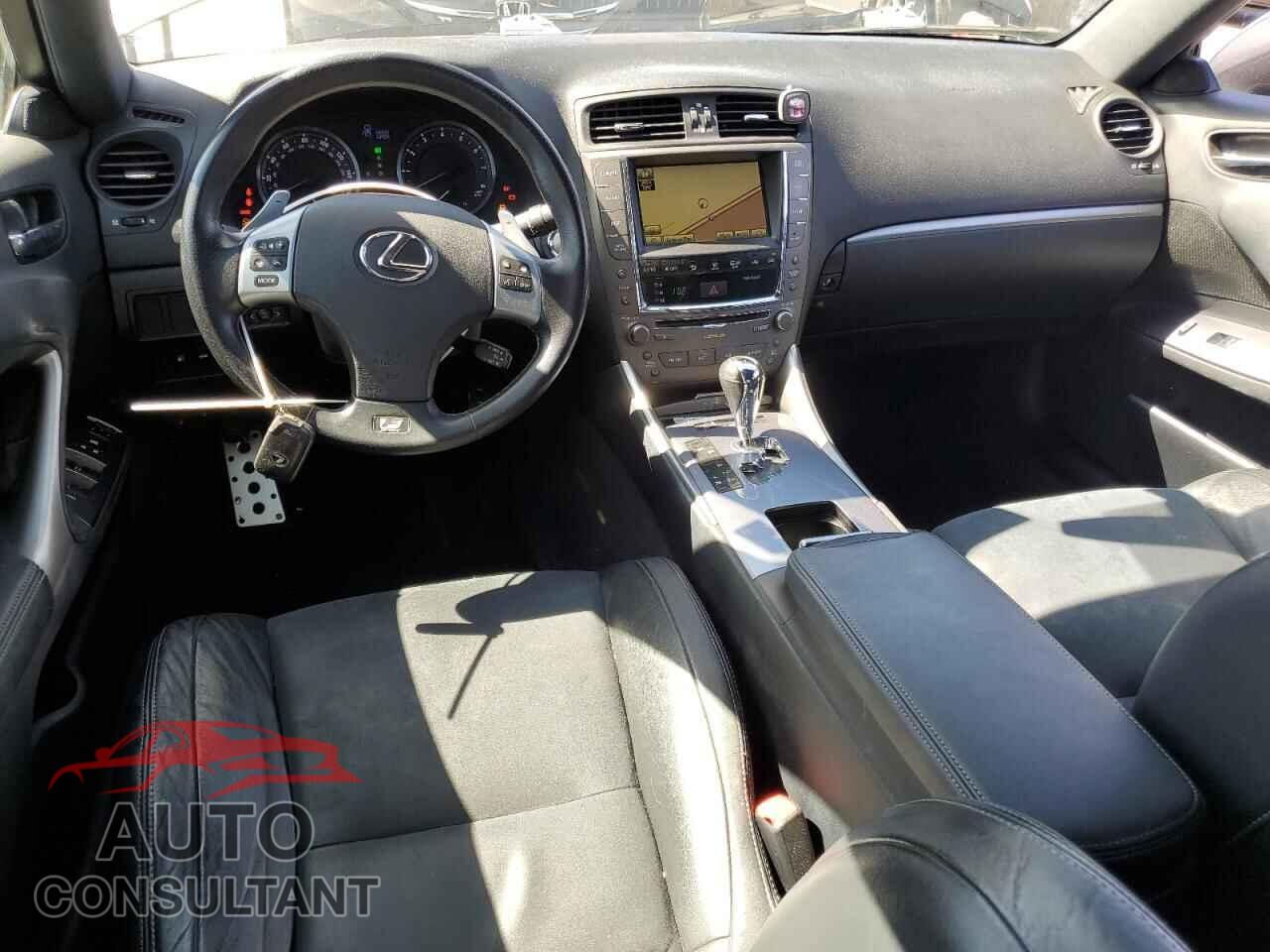 LEXUS IS 2011 - JTHBF5C26B2100448