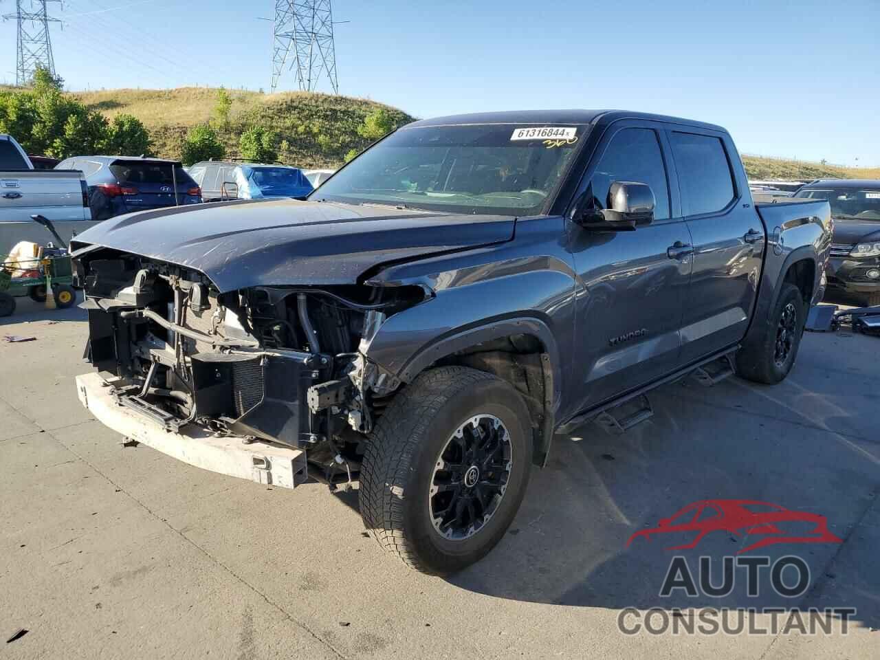 TOYOTA TUNDRA 2022 - 5TFLA5DB2NX004407